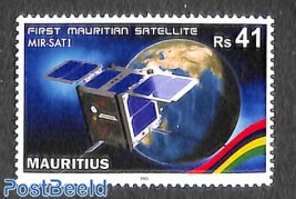 First satelite 1v